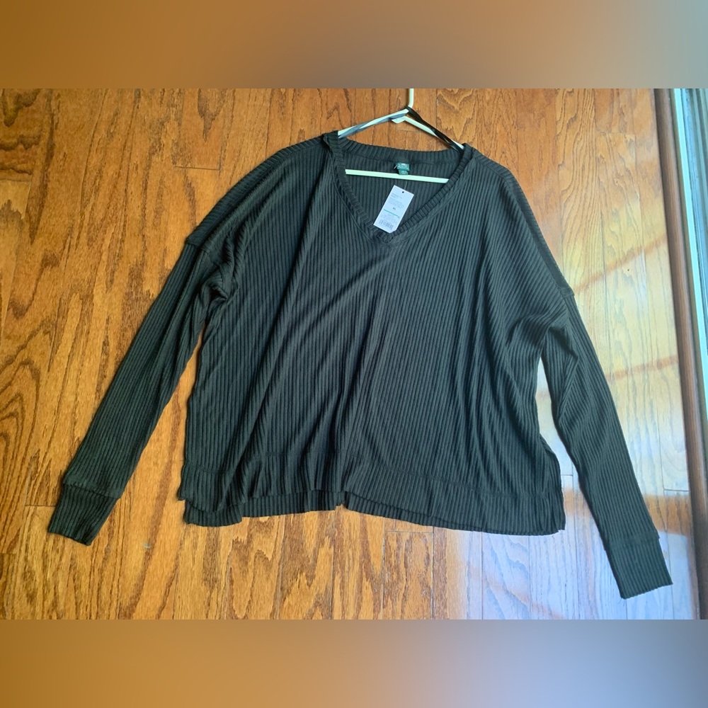 Wild Fable Black V-Neck Long Sleeve Top Size XL NWT